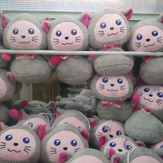 商场抓机公仔实例展示